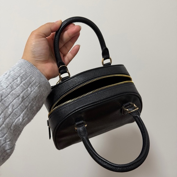 Coach Sydney Satchel Black Handbag - Picture 6 of 8